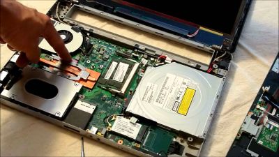 Сервиз за лаптопи, настолни компютри и монитори 0